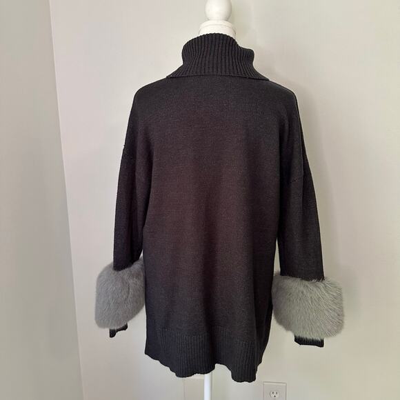 Saks Fifth Avenue dark gray turtleneck knit sweater size S - Picture 4 of 9